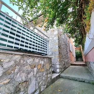 appartamenti-la-terrazza-sulle-ghiaie-goelba.it-tuscanyhotel.com/